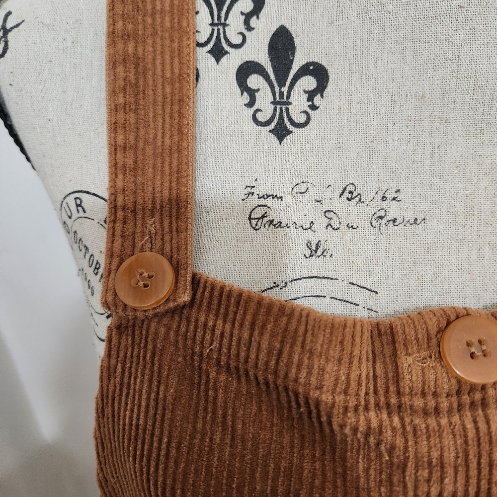 Chelsea & Violet Brown Corduroy Button-Down Dress. Size Medium. Overall Style - Picture 5 of 11